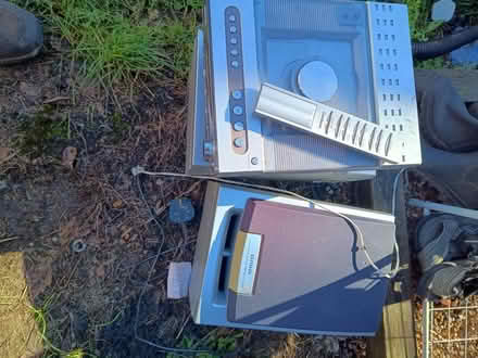 Photo of free Tuner/Amp / cd player (Maidstone ME16) #1