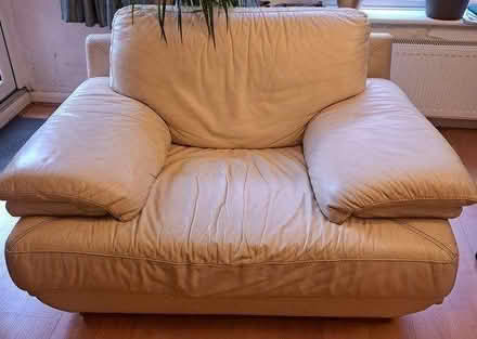 Photo of free 3 Seater and armchair, leather (Northwood HA6) #2