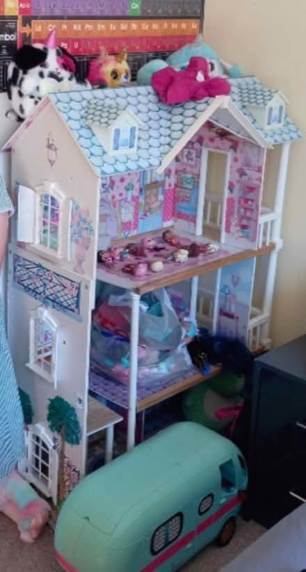 Photo of free Doll's house (Ashton upon Mersey M33) #1