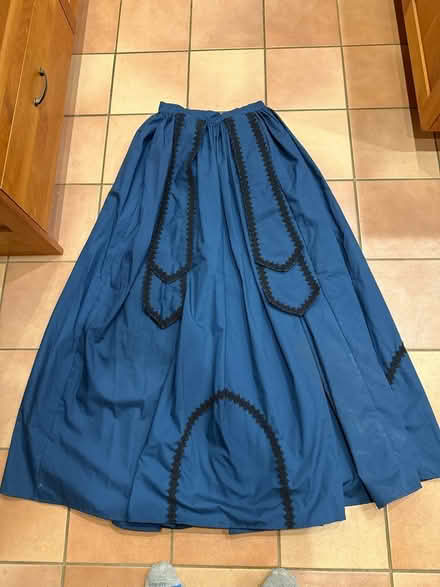 Photo of free Dramatic skirt for costume (Cortlandt Manor) #1
