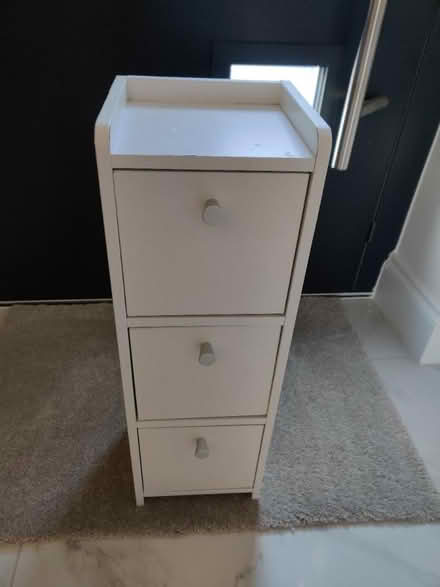 Photo of free Small white shelves (Hoddesdon) #2