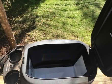 Photo of free Rubbermaid cooler/warmer (Huntingtown) #3