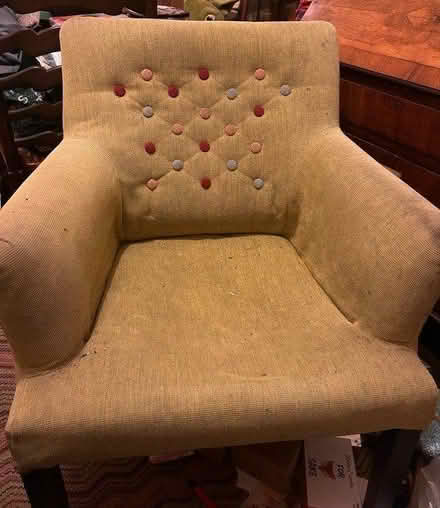 Photo of free Armchair (Finsbury Park N4) #1