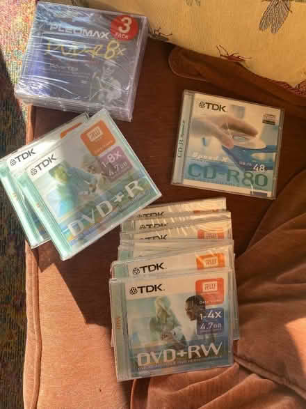 Photo of free Recordable DVDs and CDs (Wellacre Technology College M41) #1