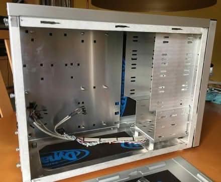 Photo of free High end Lian Li Aluminium PC case (IP5) #4
