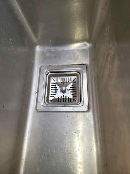 Photo of free left hand drainer sink and a half (shackleton village CV37) #2