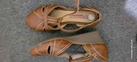 Photo of free Women & Mens shoes (E16) #2