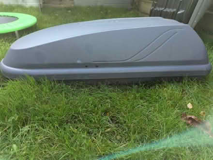 Photo of free Halfords roof box - a bit battered (Gallowflat G73) #2