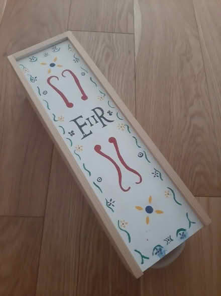 Photo of free Wine box (Clapham Park SW4) #1