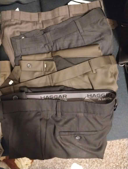 Photo of free Men''s Wear (Pants and Shirts) (Washington 20020) #3