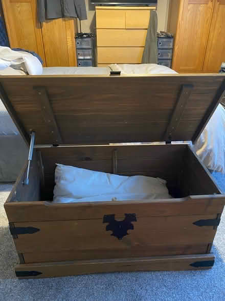 Photo of free Wooden chest (Aldershot) #1