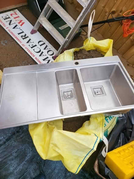 Photo of free left hand drainer sink and a half (shackleton village CV37) #1