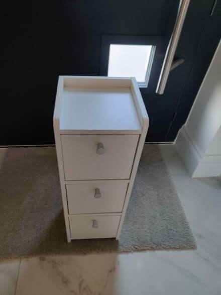Photo of free Small white shelves (Hoddesdon) #1