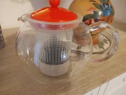 Photo of free Glass Tea Pot and Infuser (Huyton L36) #1