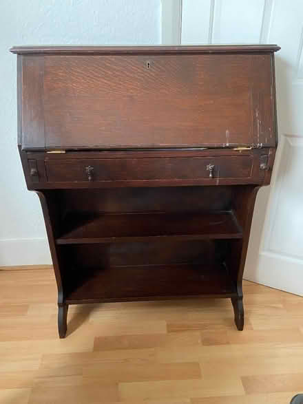 Photo of free Desk (Bexhill TN39) #2