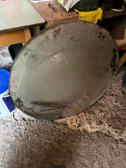 Photo of free Old round mirror (Handbridge CH4) #1