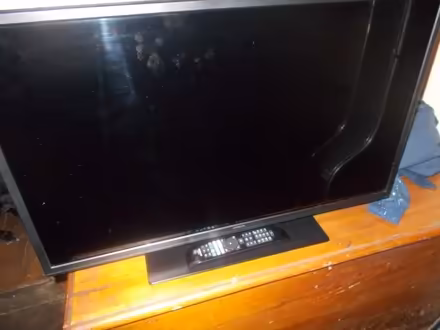 Photo of free Hitachi Smart TV (Hoscar L40) #1