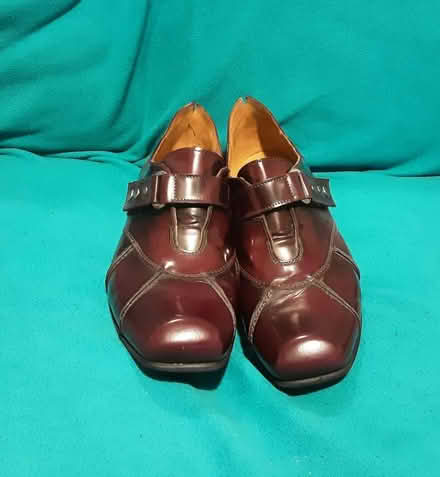 Photo of free Maroon Womens Shoes (Meadowvale Village) #1