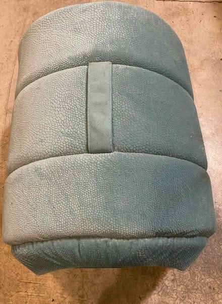 Photo of free Cat/Dog Bed (Tigard) #2