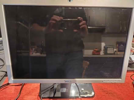 Photo of free Dell 20" DVI, VGA Flat Screen Monitor Model SP2008WFPt (Monkwick CO2) #2