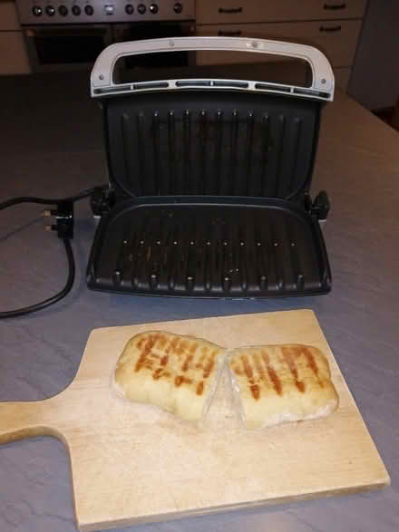 Photo of free Sandwich/pannini grill (Willingdon BN20) #2