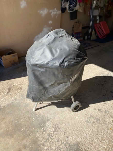 Photo of free 22" Weber charcoal Grill (OakBrook south of Yorktown) #3