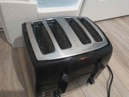 Photo of free toaster (G42) #1