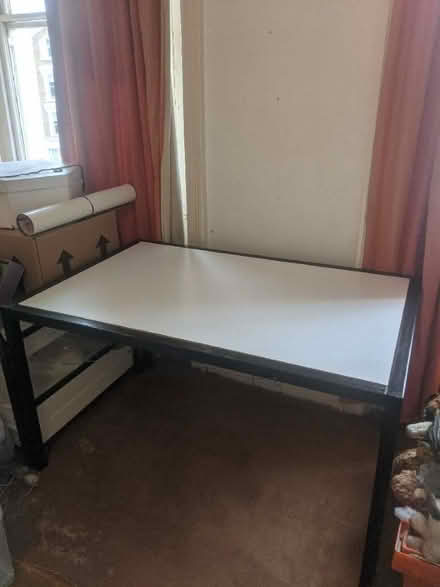 Photo of free Office table (Chalk Farm NW1) #1