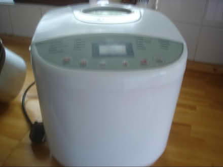 Photo of free Breadmaker (Chad Valley B16) #3
