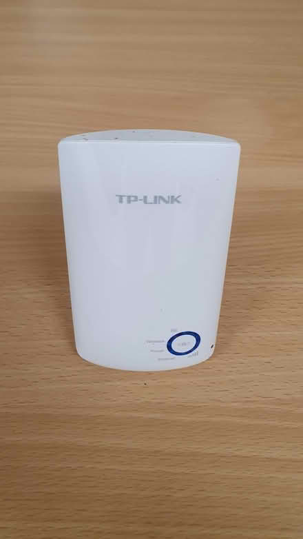 Photo of free TP-Link Wifi Ranger Extender (Marishes YO17) #1
