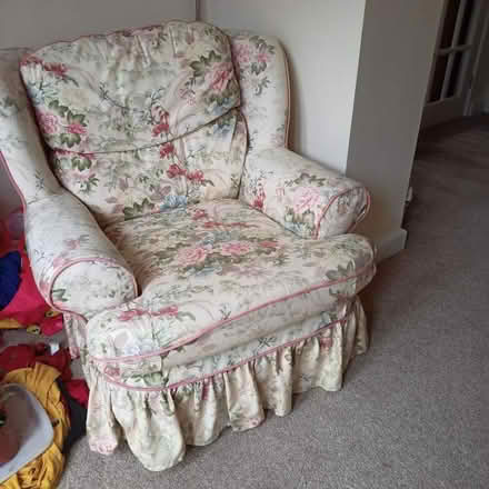 Photo of free Armchair (Meadowcroft SN2) #1