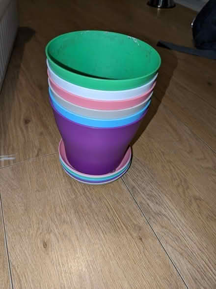 Photo of free Plant pots with saucers (Hillingdon UB8) #1