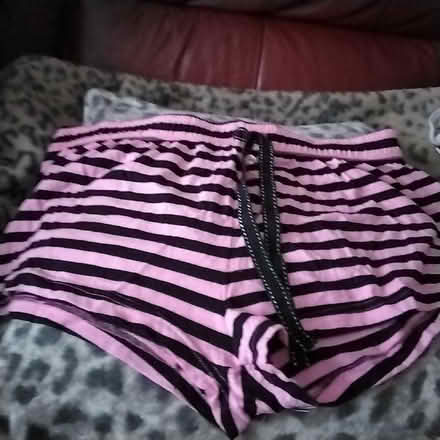 Photo of free ladies mixed bundle shorts/pyjamas (Marton Bank FY3) #2