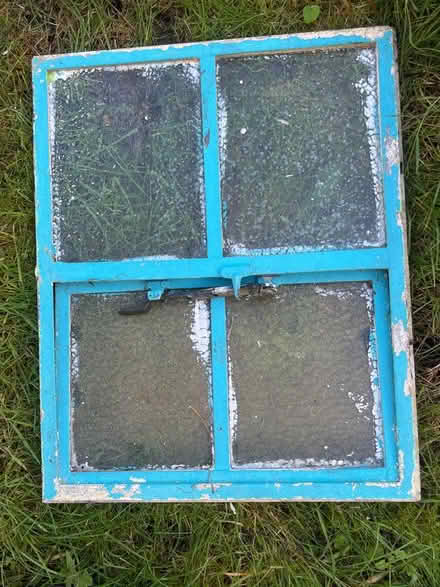 Photo of free Small Crittal window (BA11) #2