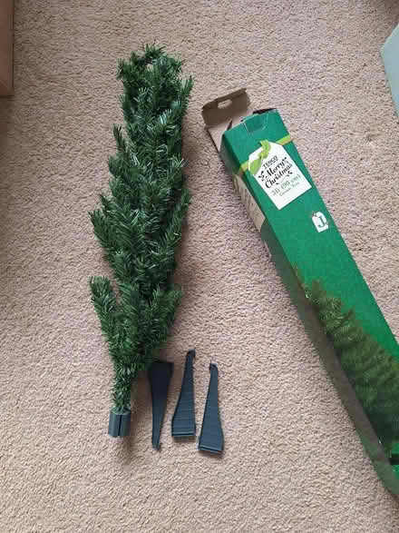 Photo of free 3ft Christmas Tree (Llandrindod LD1) #2