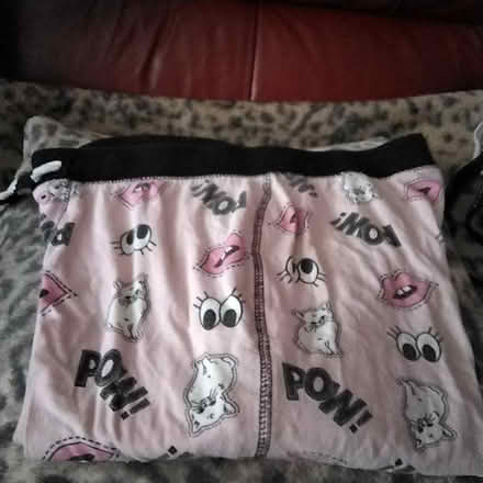 Photo of free ladies mixed bundle shorts/pyjamas (Marton Bank FY3) #1