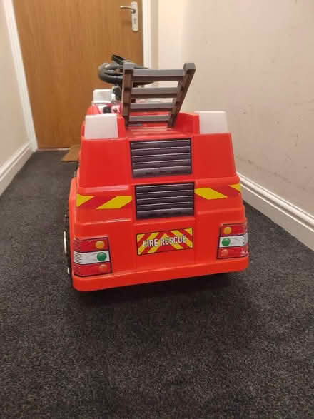 Photo of free Kids fire truck (ilford IG1) #3