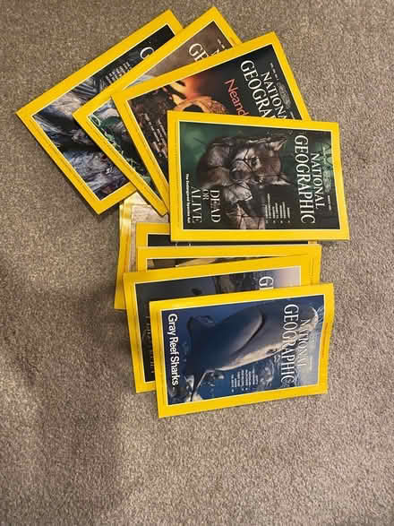 Photo of free National Geographic magazjnes (TW2 Twickenham) #1