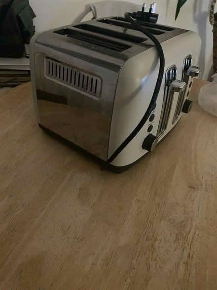 Photo of free Toaster (G41) #3