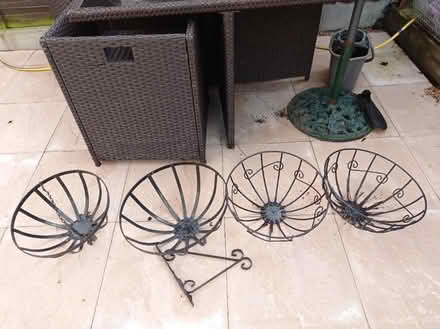 Photo of free 4 metal hanging baskets (colchester CO4) #1