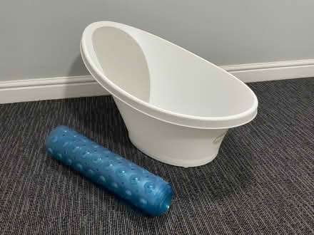 Photo of free Baby Bath and Bath Mat (RM7) #2