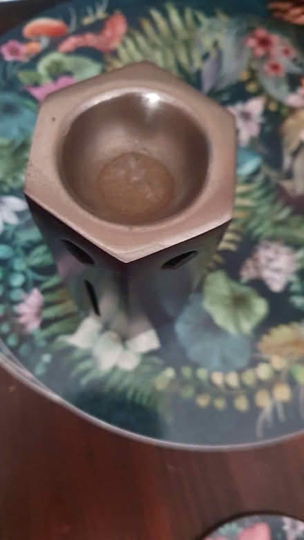 Photo of free Oil /candle burner (Chichester Lavant PO18) #1