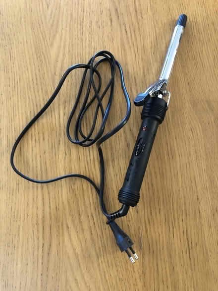 Photo of free Rowenta hair curler (Dun Laoghaire, Dublin) #1