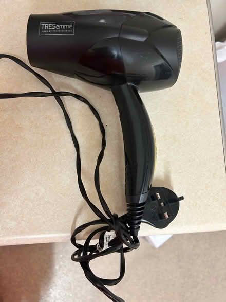 Photo of free Hair dryer (E3) #1