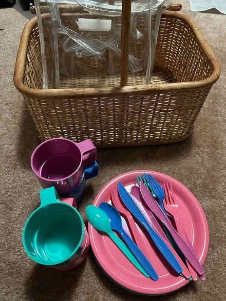 Photo of free Picnic basket (Los Altos) #1