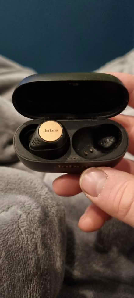 Photo of free Jabra Elite Earphones (Sidcup) #2