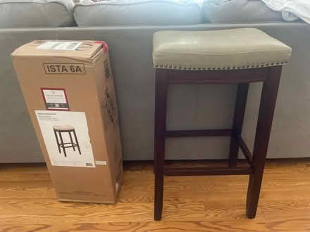 Photo of free Reposting stools (Bowie, Md.) #1