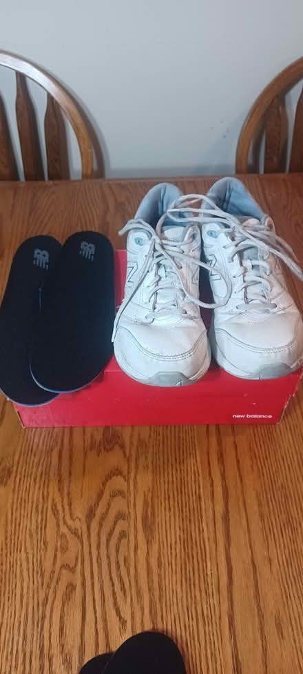 Photo of free Women's New Balance 928v3 (Passaic) #1