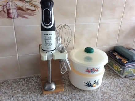 Photo of free Electric blender & boxes (Benfleet/Hadleigh SS7) #1