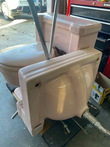 Photo of free Vintage toilet and sink (Wyoming at Commanchee) #2